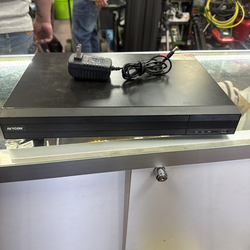 Avycon AVR-HT816A 1x WD40PURZ 4TB SATA HDD Video Surveillance DVR