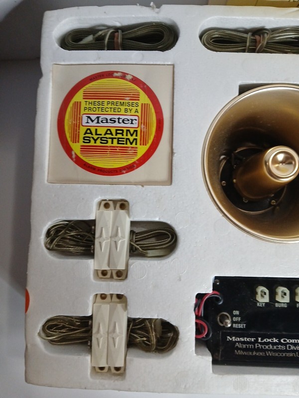 Vintage Master Home Alarm Set Burglary & Fire 2303-hts Non-IOT Hard Wired Secure gallery