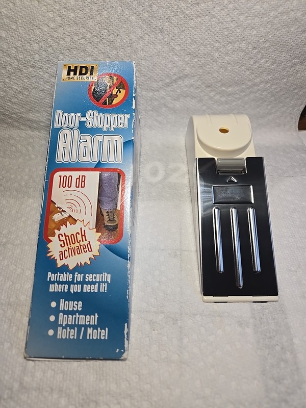 Door Stop Alarm Portable Security Hotel Door Stopper Alarm for Travel. Tested