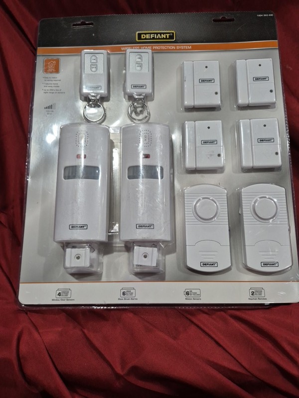 New Defiant Wireless Home Protection Alarm System Kit 1004 353 430 Remote Window