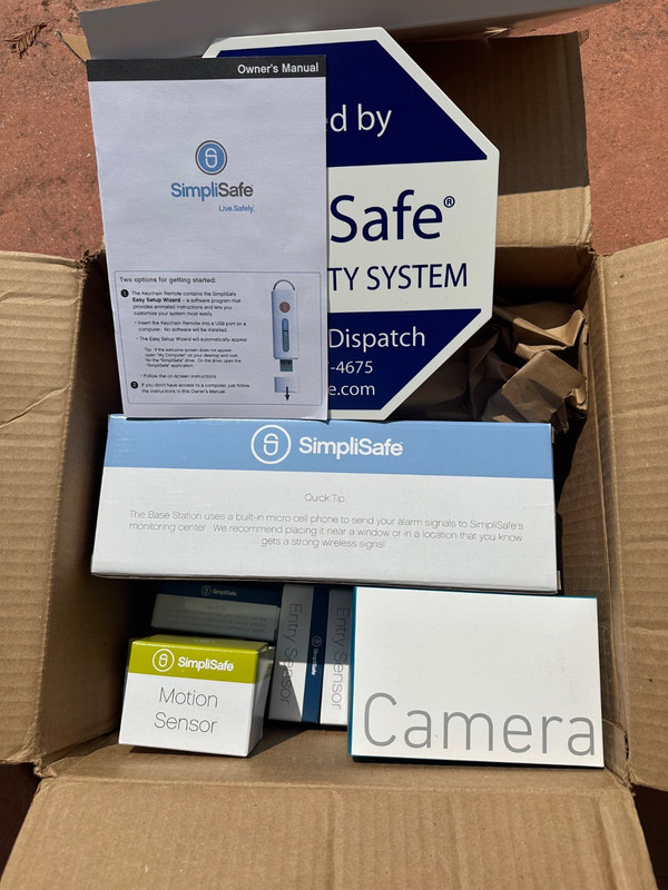 SimpliSafe Beacon Security System – open box, never used – Brand New!