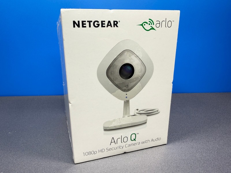 NETGEAR ARLO Q 1080P HD WIFI SMART WIRED SECURITY CAMERA WITH AUDIO NEW SEALED