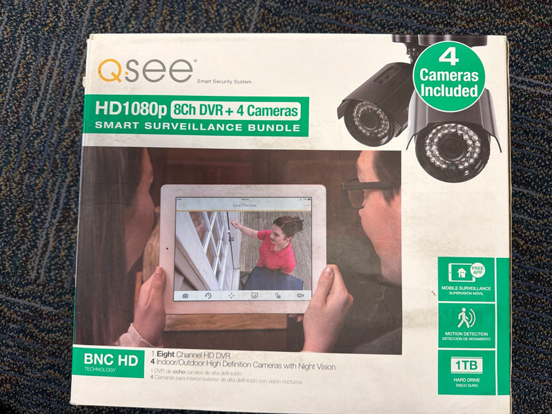 Q See Smart Security Bundle-HD1080p -8CH DVR 4 Cameras QTH84-4DF
