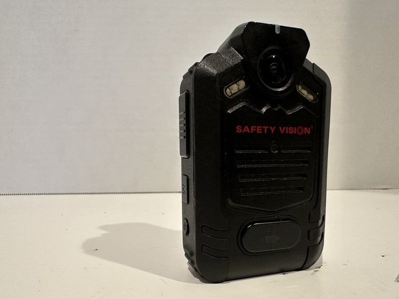 Safety Vision Prima Facie Body Worn Camera SV-PRIMAFACE32G / Charging Dock