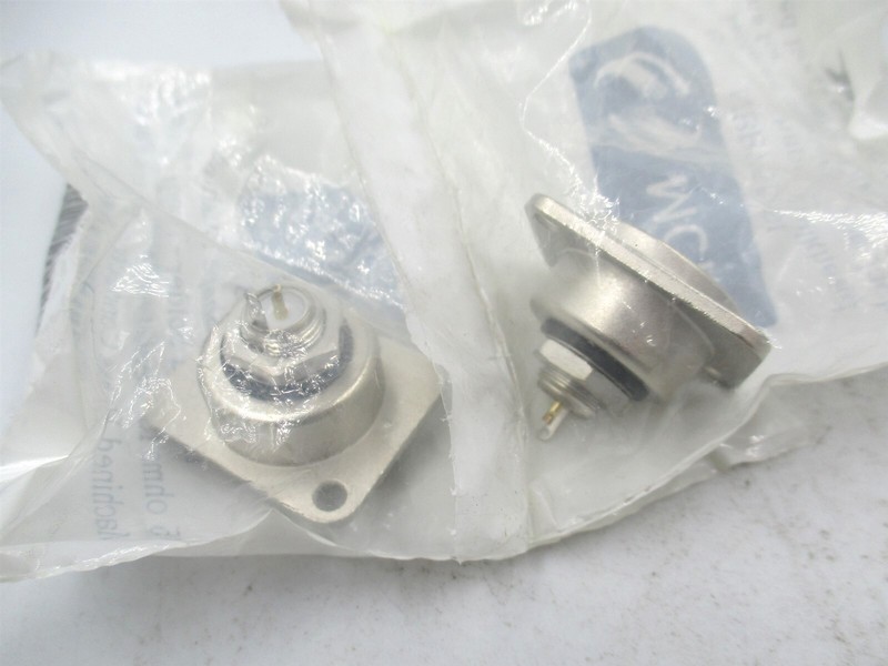 MCM (NBB75DSI) BNC 75ohm Bulkhead Isolated Solder Jack Brass Connector - Qty 2 gallery