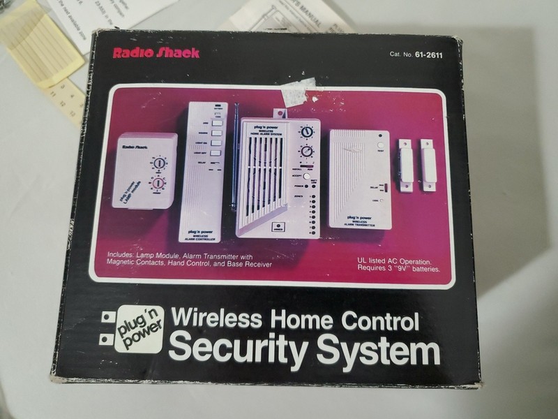 Radio Shack Wireless Home Control Security System 61-2611 - New Opened Vintage gallery