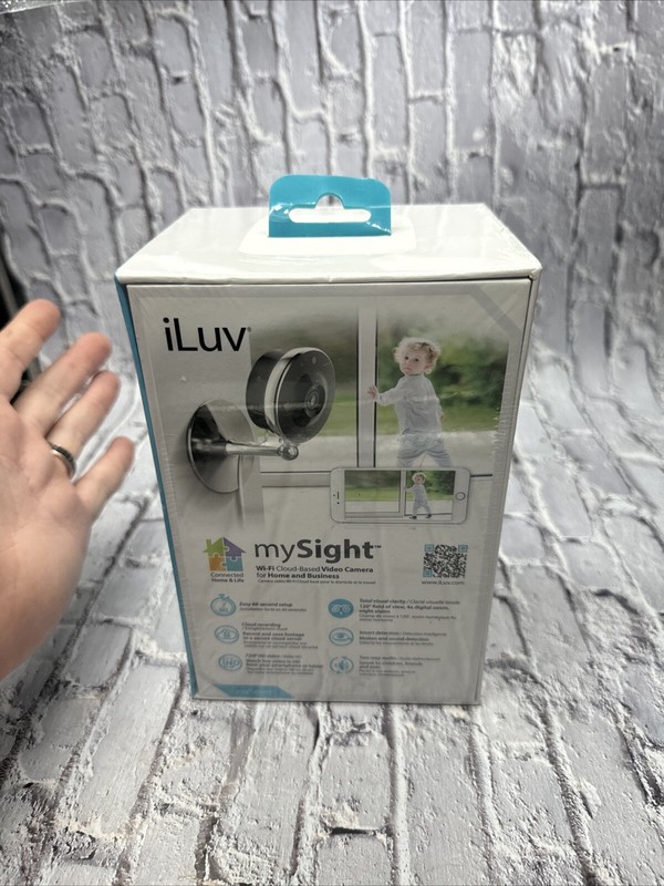 iLuv MySight 2K Wi-Fi Cloud-Based 720HD Video Camera for Home & Business gallery