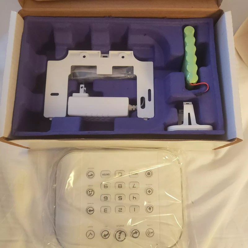ULTRASYNC ZW-6400 Self-Contained Hub - NEW - by INTERLOGIX. gallery