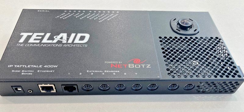 NetBotz WallBotz 400C Security + Environment Monitoring Appliance Telaid-branded