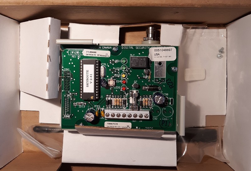 DSC SKYROUTE SG Wireless Communications (NOS/Vintage) gallery