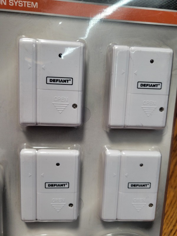 (1) New Defiant Wireless Home Protection System: 4 Window/door, 2 Motion, 2 Glas gallery