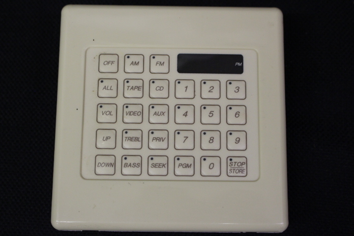 AUDIOEASE TP-Series Touchpad/Keypad, JAYTRON/QC, Beige, 4.5" x 4.5" Box