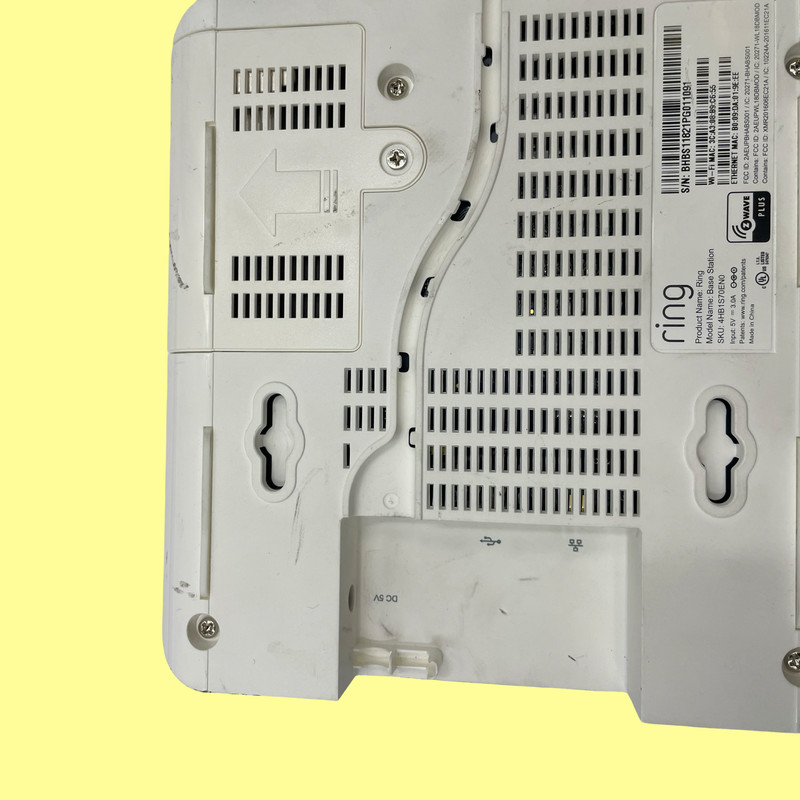AS/IS LOCKED Ring Alarm Base Station - 1st Gen - White #1323 Z65/168 gallery