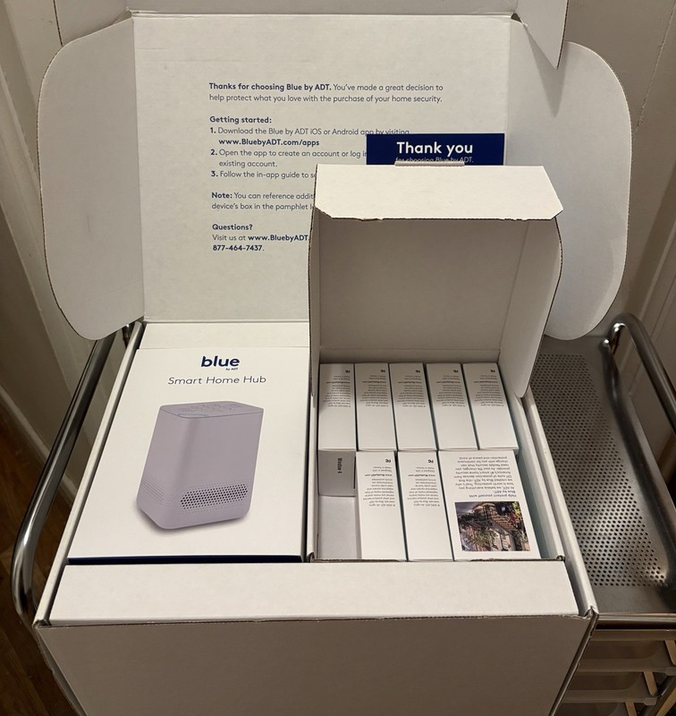 Blue by ADT Smart Home Hub Security System S40LR0-01 Hub 6 Sensors & 1 Motion
