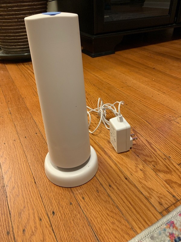 SimpliSafe White 10 1/2″ Base Station Transmitter Module BS1000 With Charger