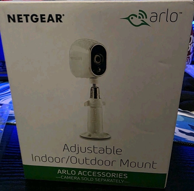 NETGEAR Arlo Adjustable Indoor/Outdoor Mount (NEW)