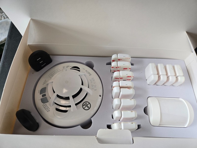 Cove Protect Professional Wireless Home Security System Kit New in Open Box gallery