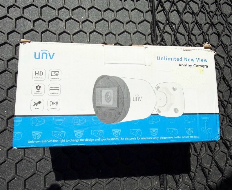 UNV / UNView EC-B4F28M 2.8mm 4MP Outdoor IR Day/Night Bullet IP Security Camera gallery