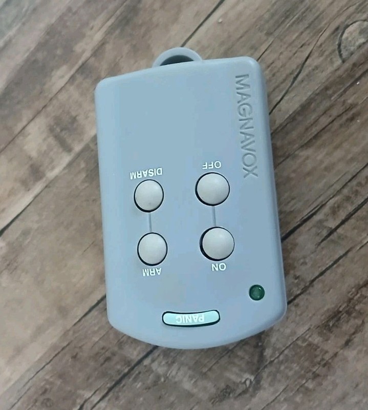 Magnavox X-10 Home Alarm Remote Control KST-114 Original Tested good
