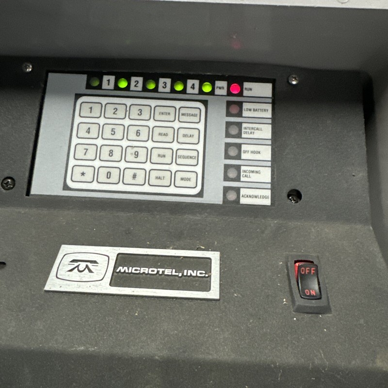 Microtel MCS-250 Autodialer Real Voice Message Unit w/ Manuals