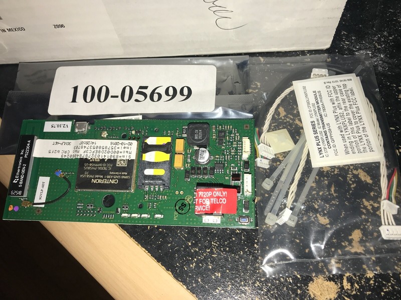 Brand New Honeywell Lynx 3GVLP-ADT GSM Radio Communicator gallery