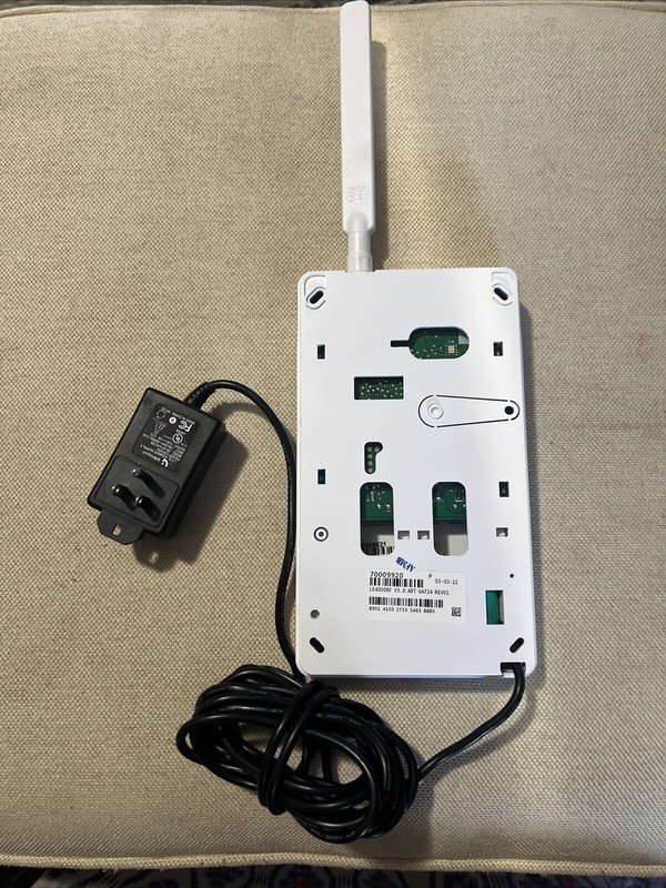 LE4000RF V5.0 ADT Cellular Alarm Communicator UA724 REV01 gallery
